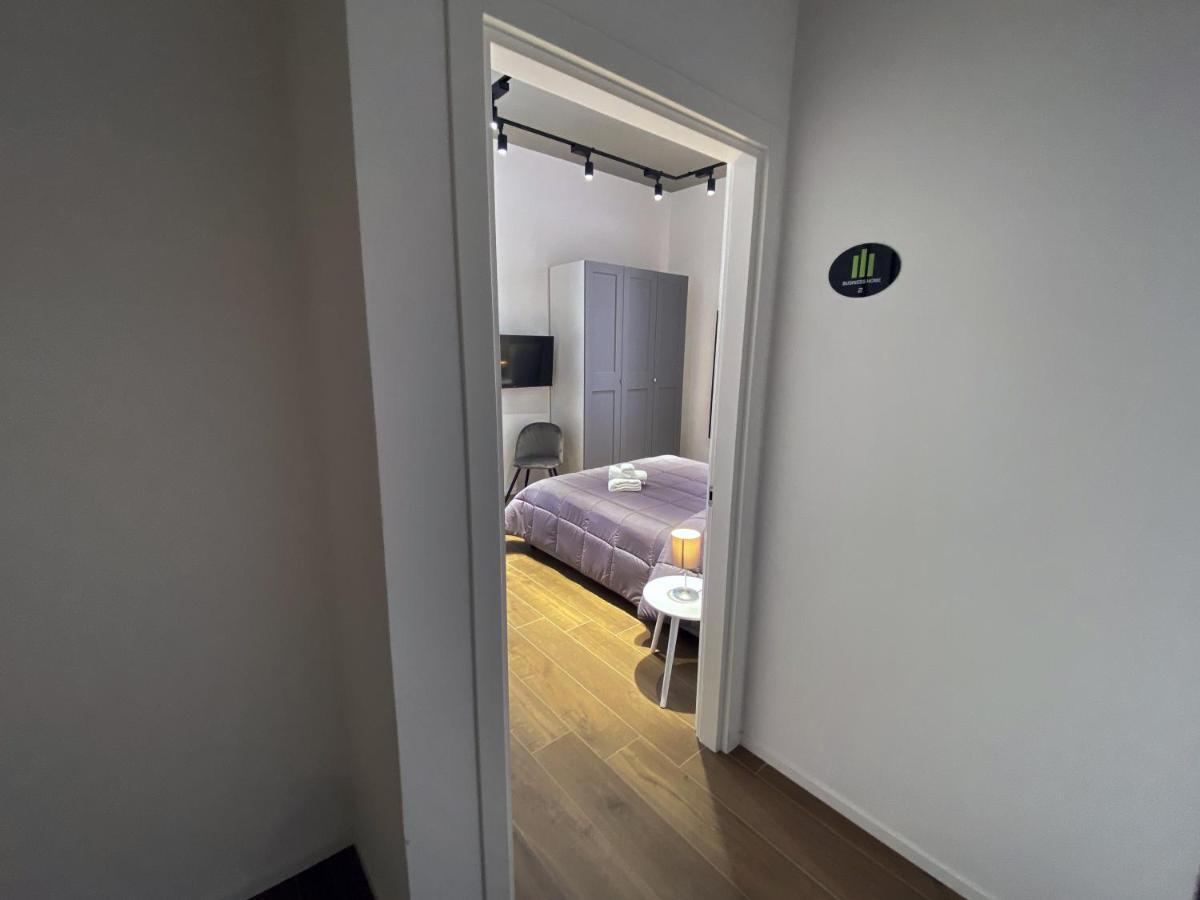 Business Home Via Isonzo B&B Фоджа Екстериор снимка