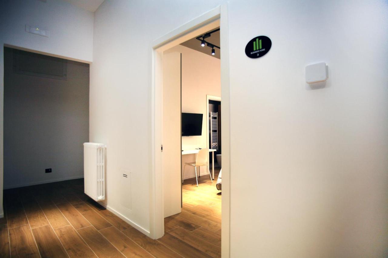 Business Home Via Isonzo B&B Фоджа Екстериор снимка