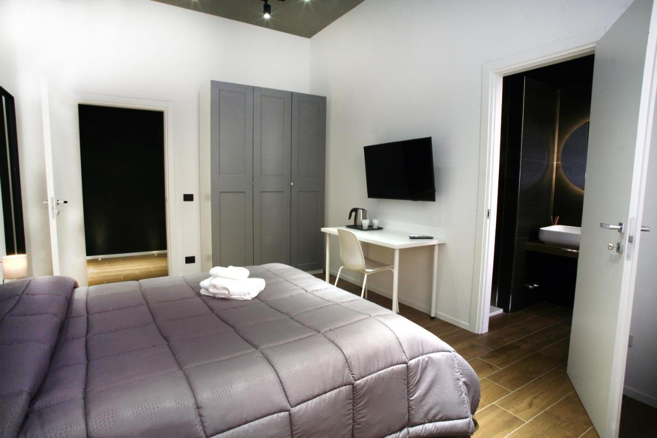 Business Home Via Isonzo B&B Фоджа Екстериор снимка