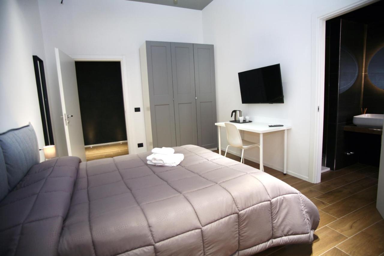 Business Home Via Isonzo B&B Фоджа Екстериор снимка