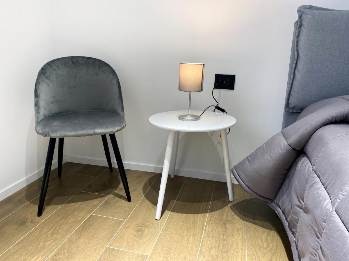Business Home Via Isonzo B&B Фоджа Екстериор снимка